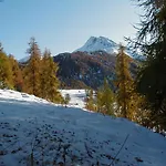 Appart hôtel Lo Scoiattolo 2*