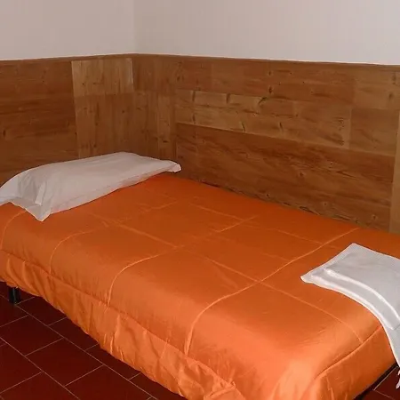 Aparthotel Lo Scoiattolo La Magdeleine