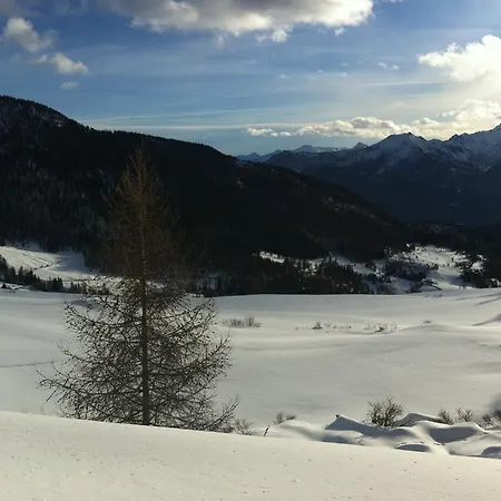 Lo Scoiattolo Aparthotel