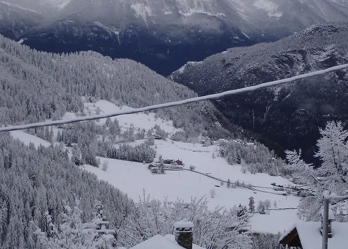 Lo Scoiattolo Apartmanhotel 2*